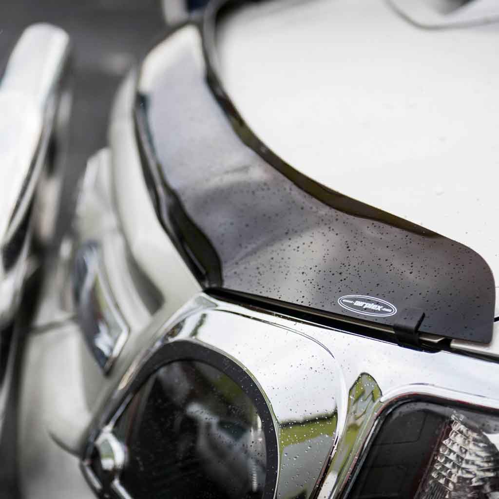 toyota hilux stone guard