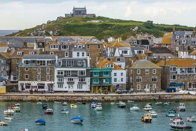 Cornwall is UK's Staycation Hotspot for Brits, According to New Study by Truckman.co.uk