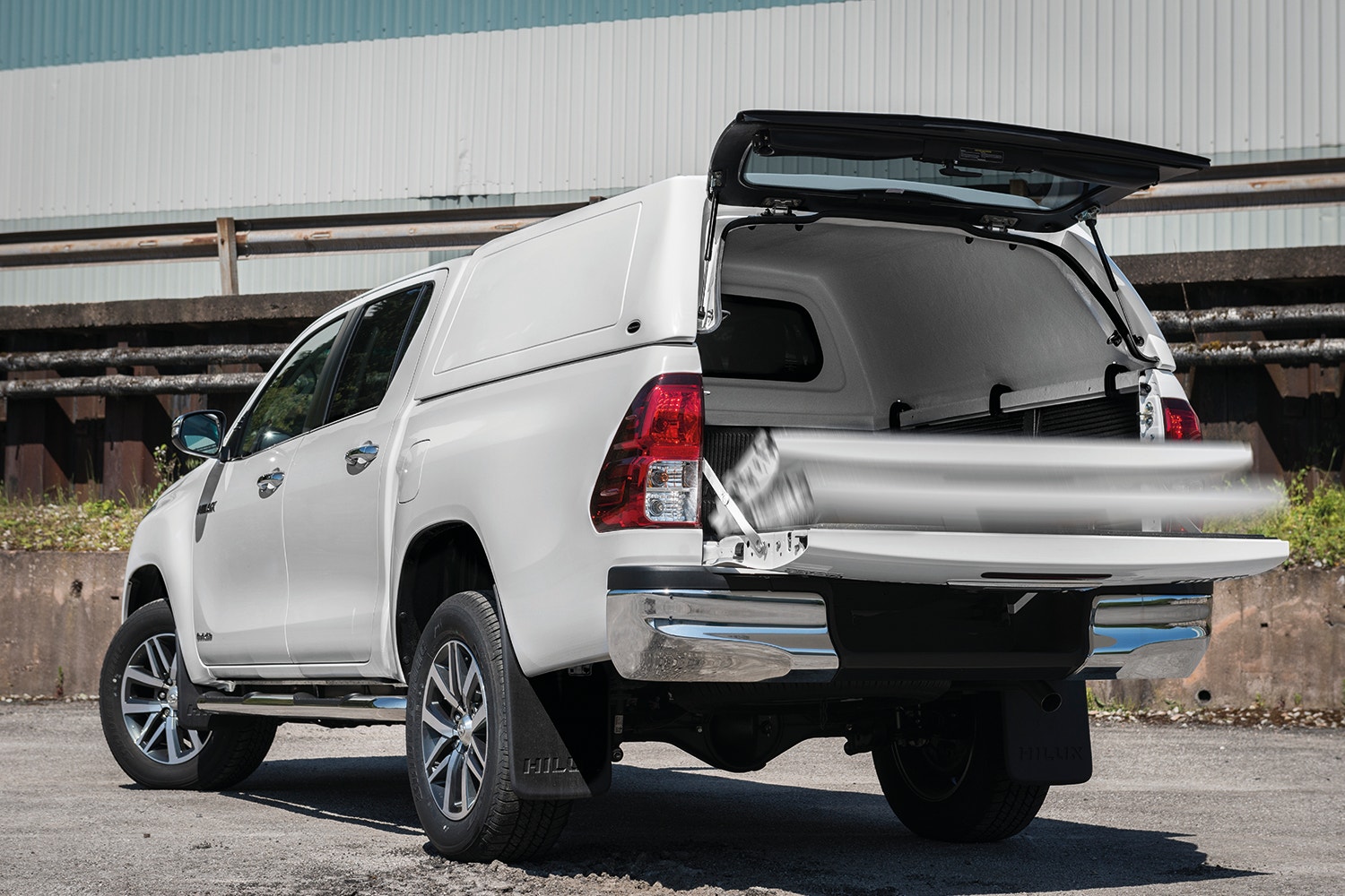 One-Way VS Two-Way Tailgate Damper Kits